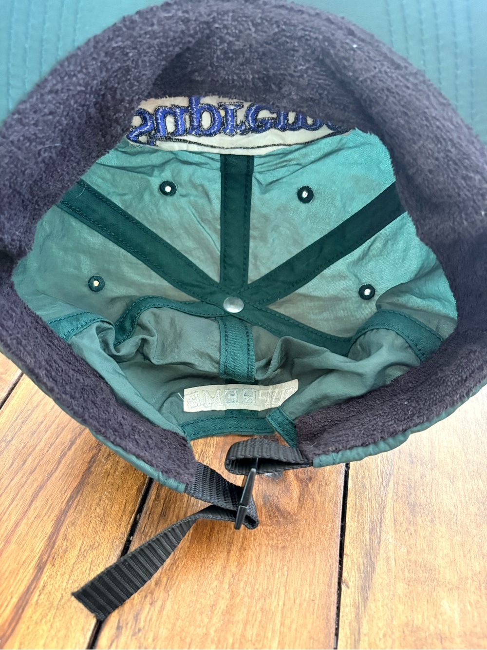 Supreme Survival Nylon hat - Picture 3 of 6